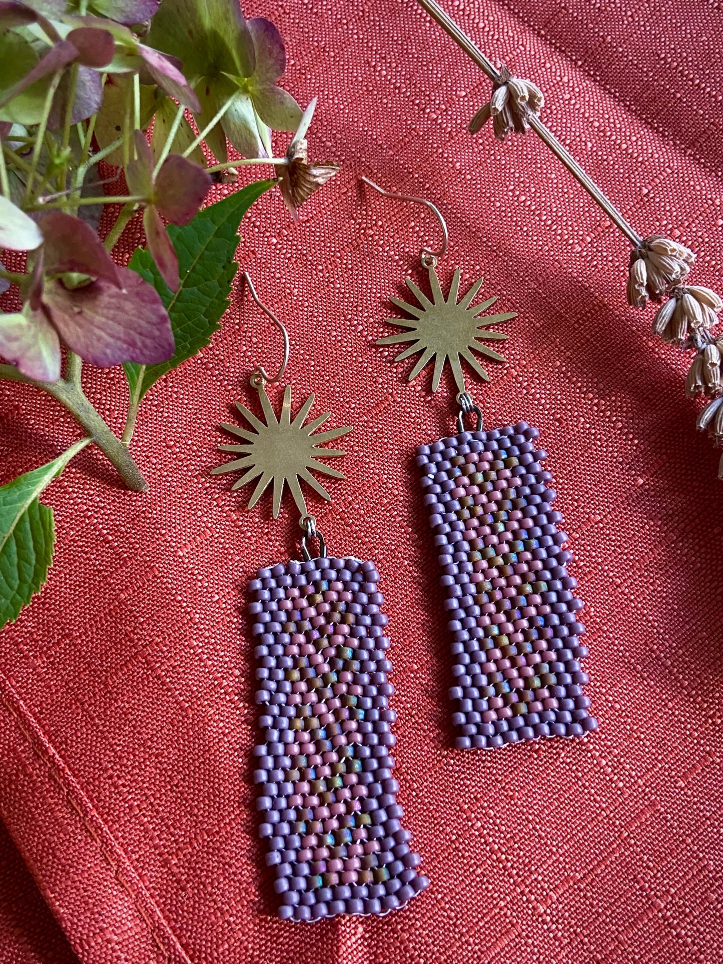 Mauve Sunbursts